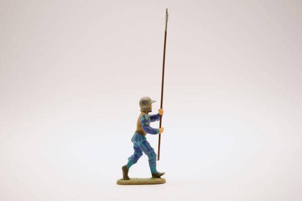 Lansquenet lance top forward